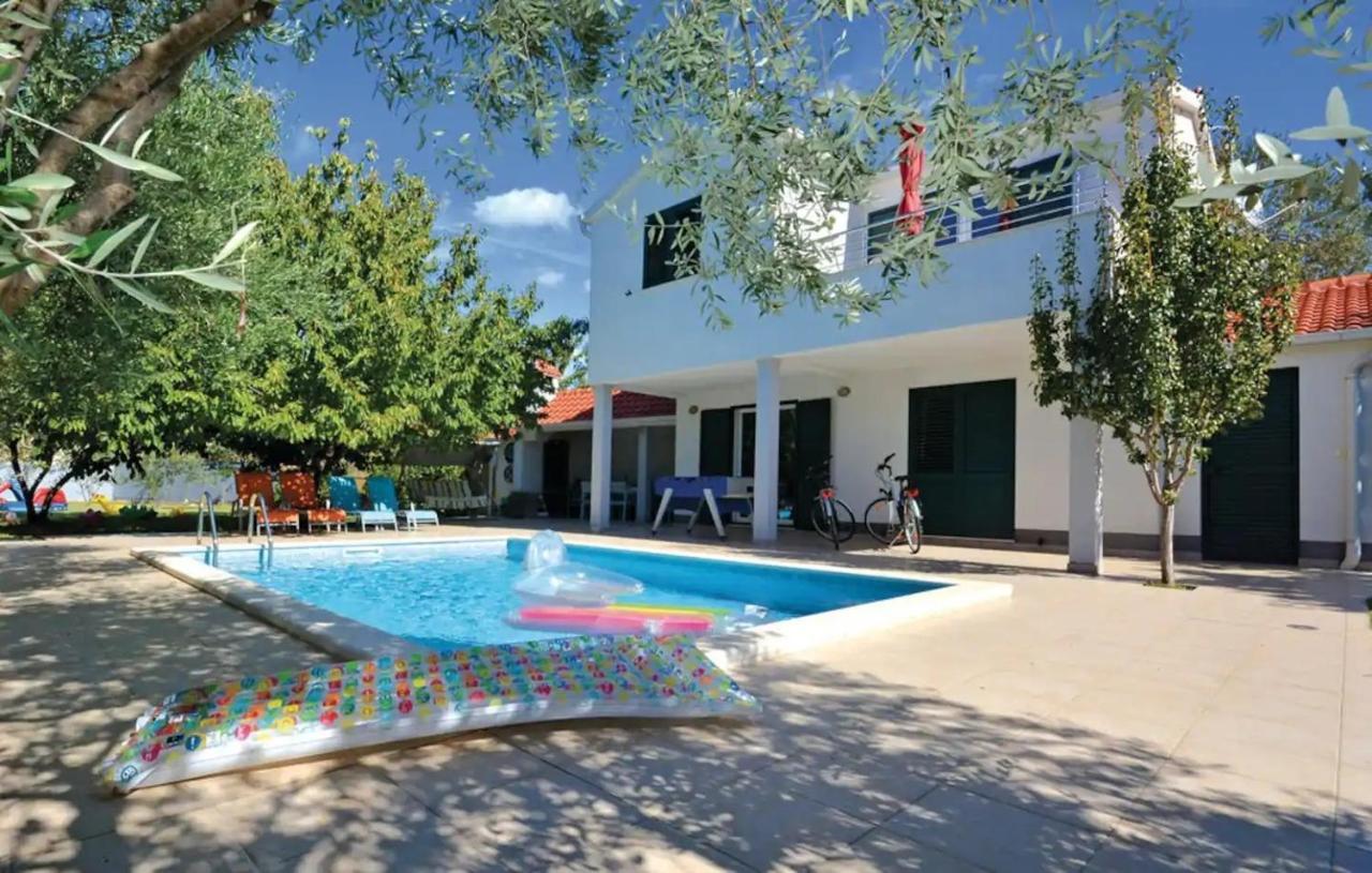 House Viki Villa Plano Exterior foto